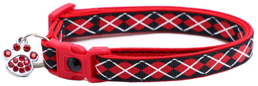 Collar de gato con hebilla de seguridad con diseño de rombos rojos