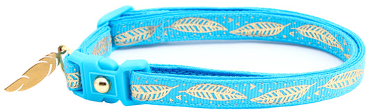 Collar para gato con plumas de oro metálico