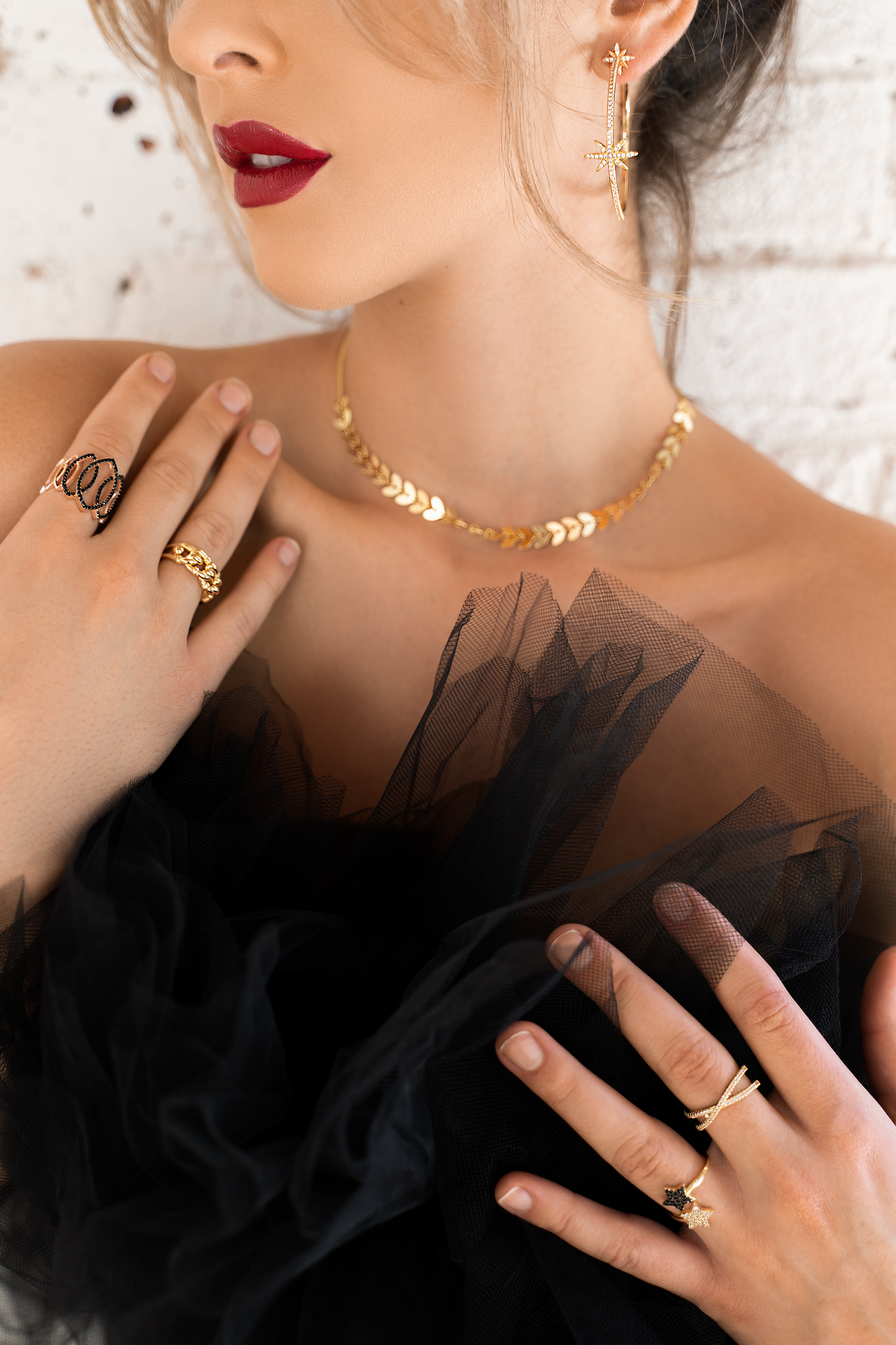 AZAR Ring