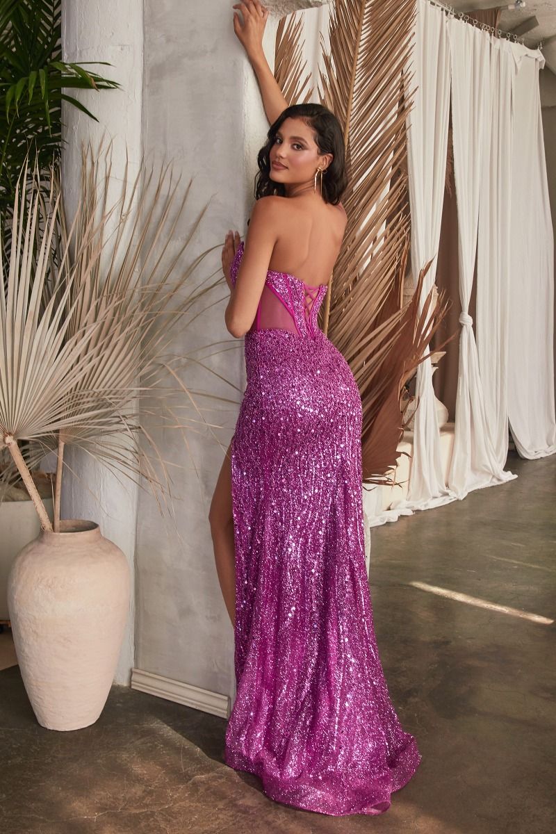 Vestido palabra de honor adornado