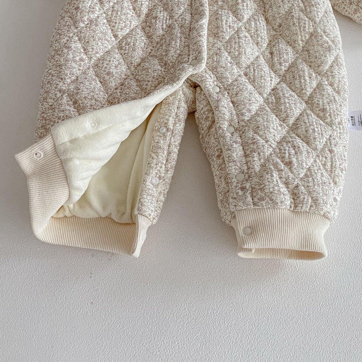 Winter Arrival Baby Girls Long Sleeves Floral and Argyle Pattern Fleece-line Warm Rompers